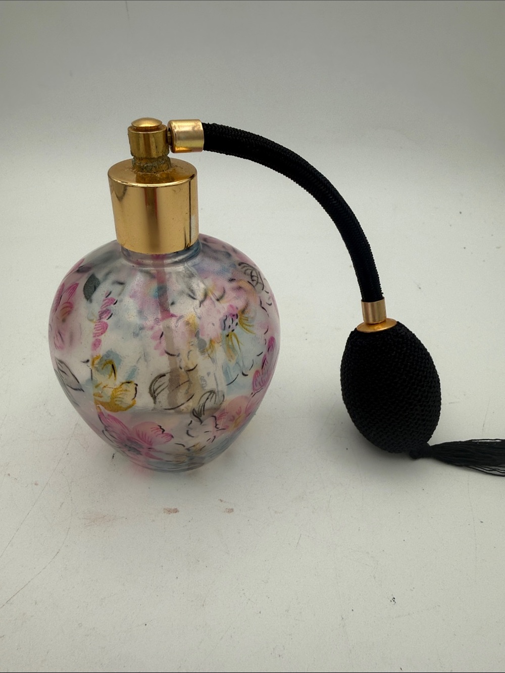 Floral Glass Atomizer Perfume Bottle w/ Black Bulb & tassel made in Tawain